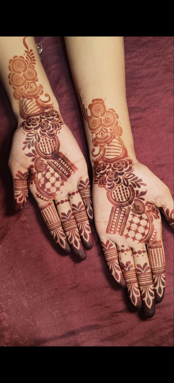 Arabic design (both hands)